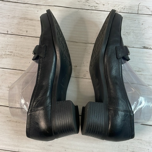 Vintage Predictions Black Leather Pewter Embellished Block Heel Loafer - Picture 5 of 14